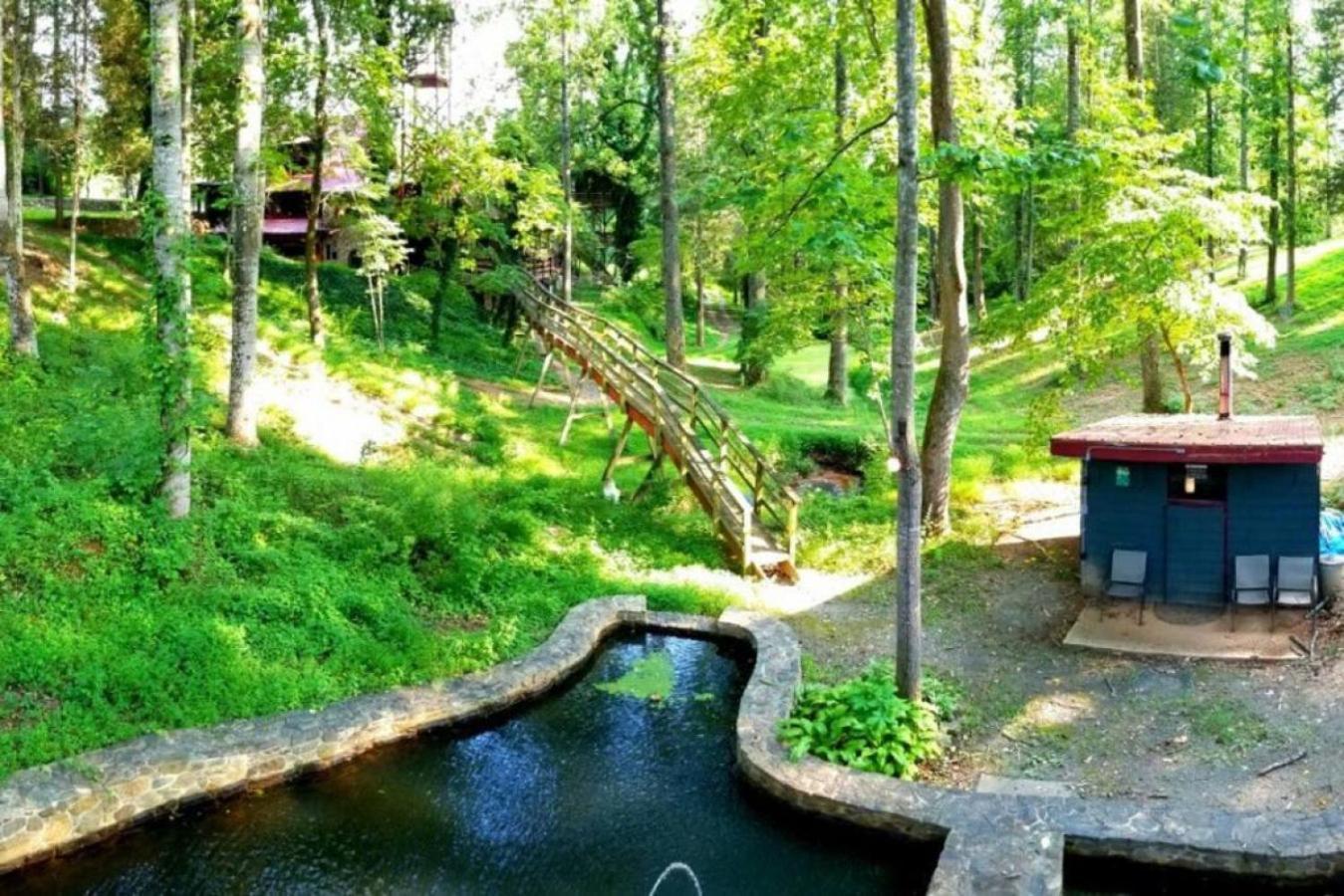 Royal Suite At White Lotus Eco Spa Retreat Stanardsville Exterior photo